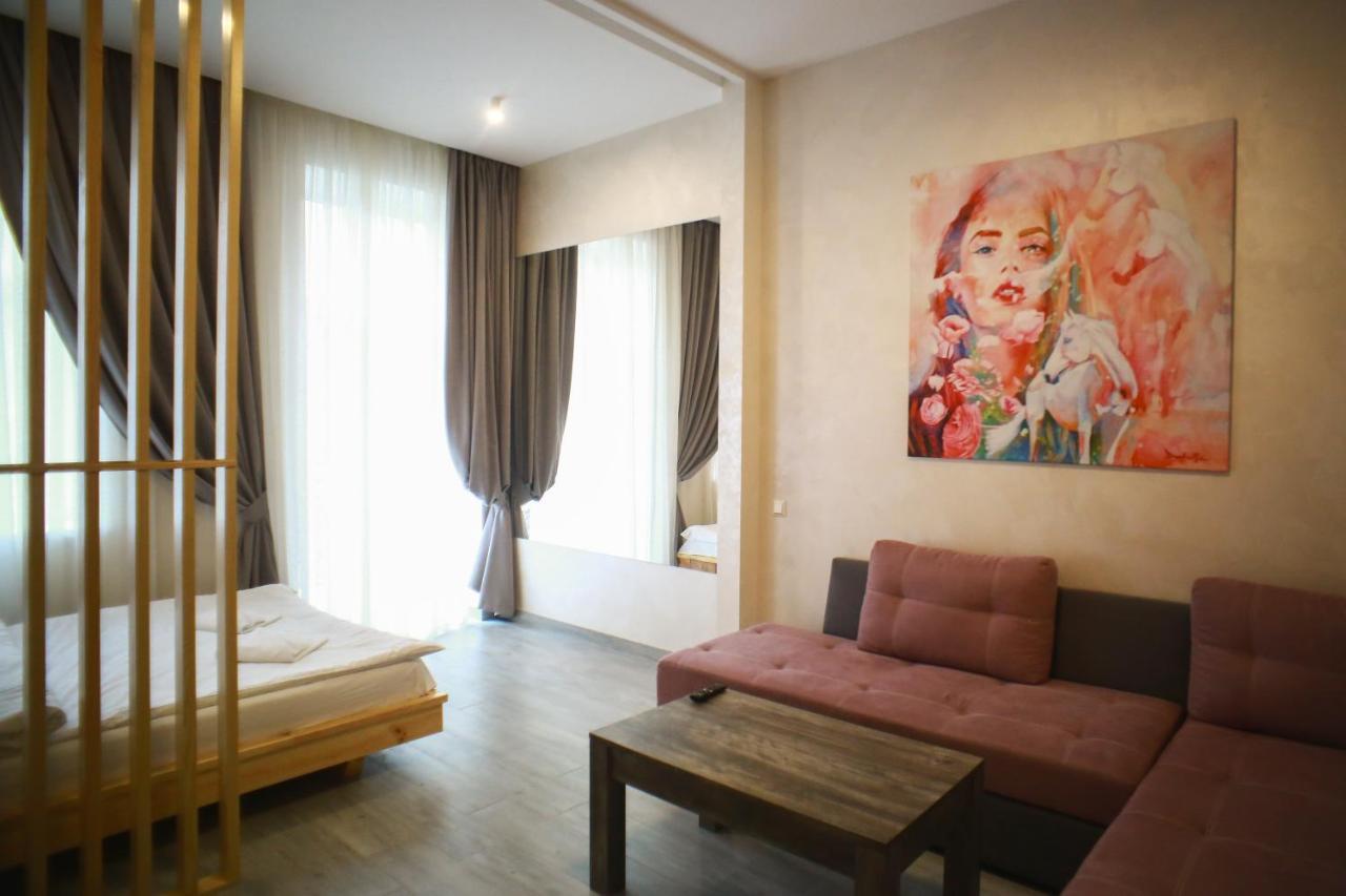 Leogrand Apartment On Drohobycha 4 Lwów Zewnętrze zdjęcie